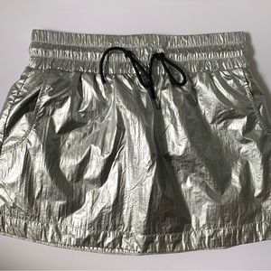 NWT H&M Silver Metallic Skirt Size M
